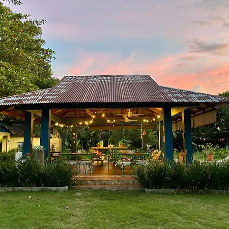 Campito Loving Bed & Breakfast Higuey ภายนอก รูปภาพ
